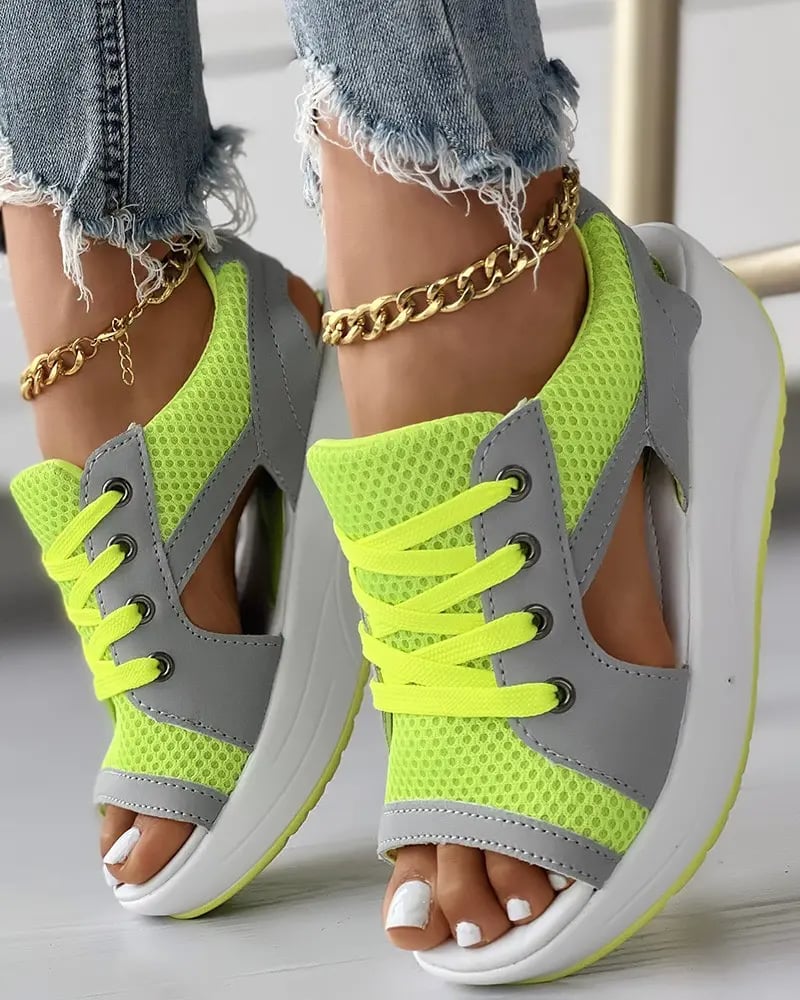 LIEKE | Orthopedic sandals