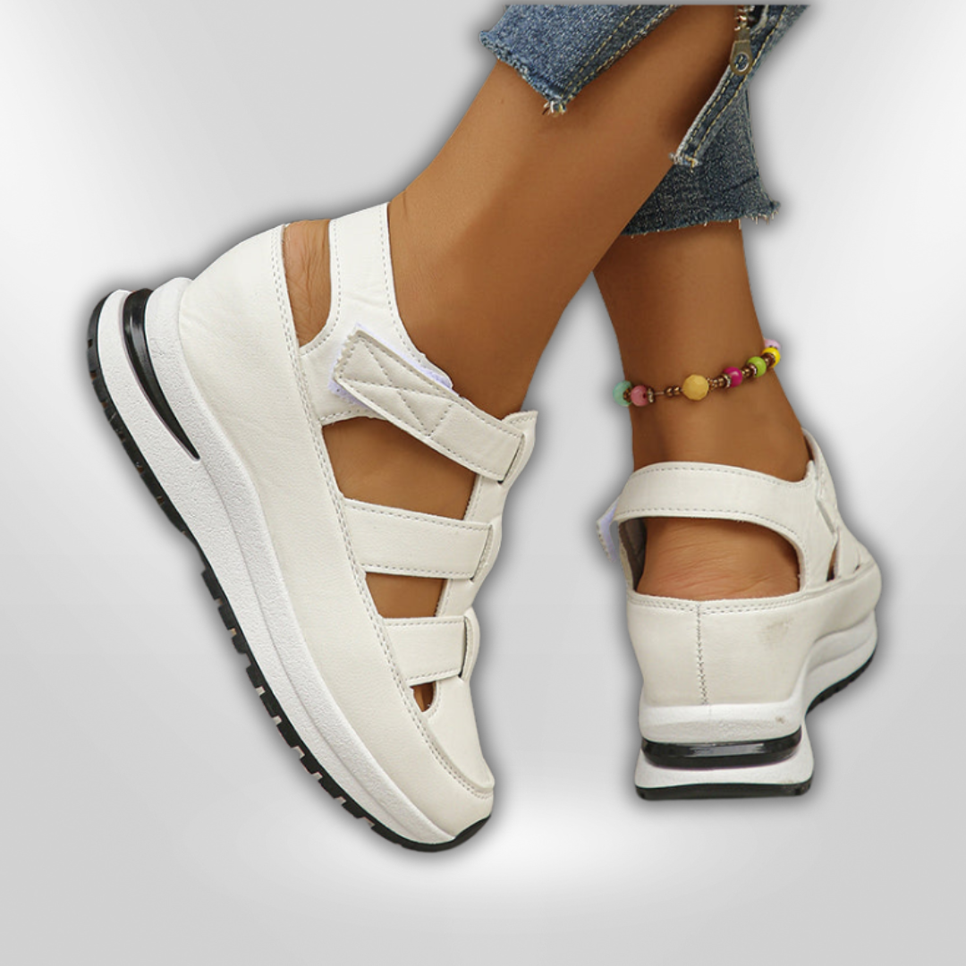 NICOLE | Closed Toe Sneakers