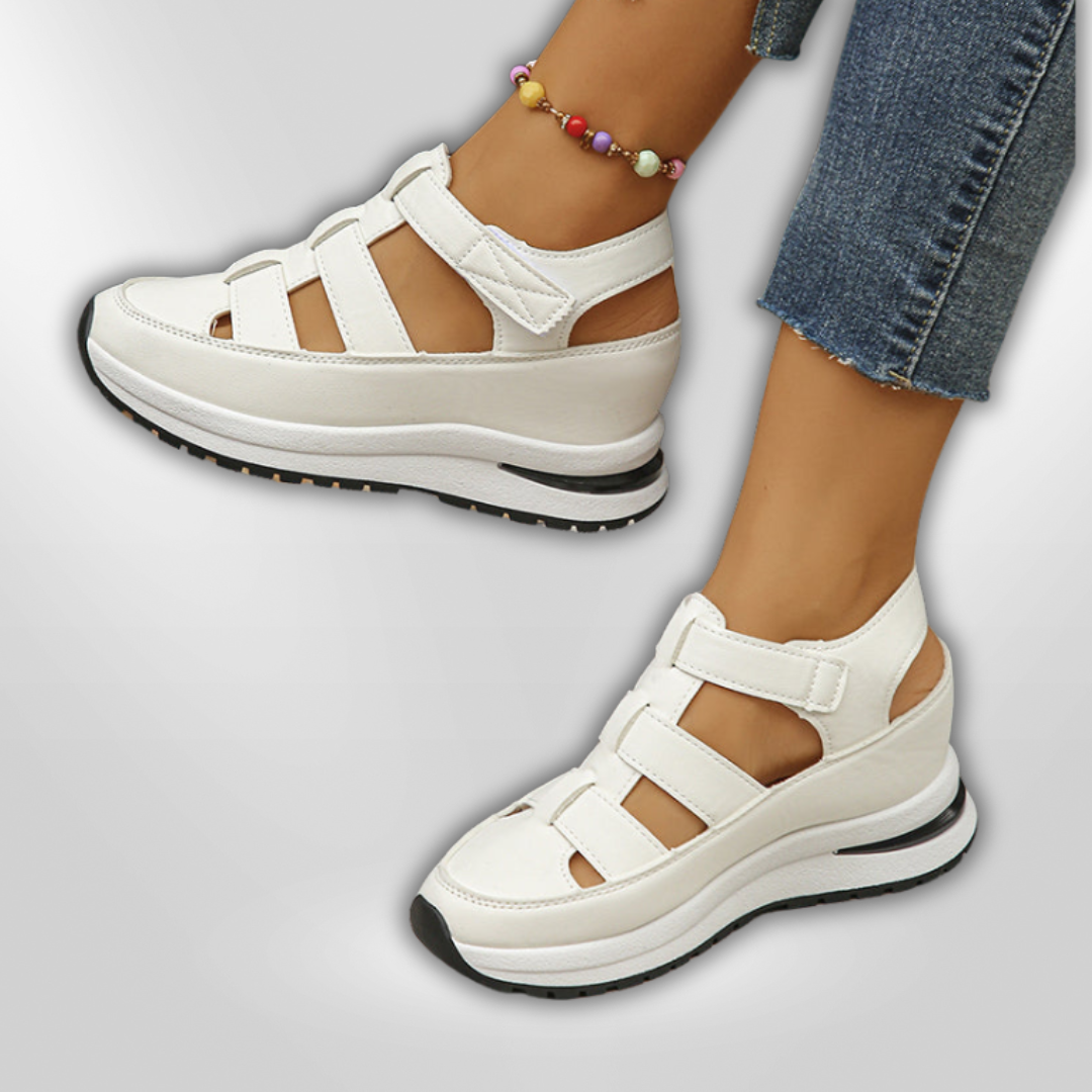 NICOLE | Closed Toe Sneakers