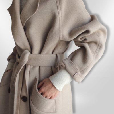 LAURA | Elegant Coat