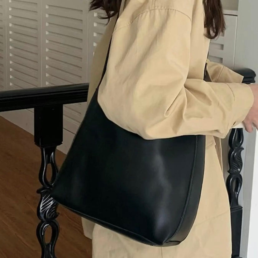 JULIE | Elegant pockets