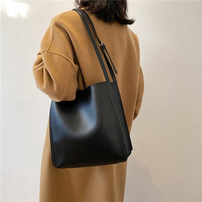 AVA | Elegant pockets