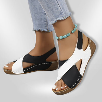 LAURA | comfortable orthopedic sandals