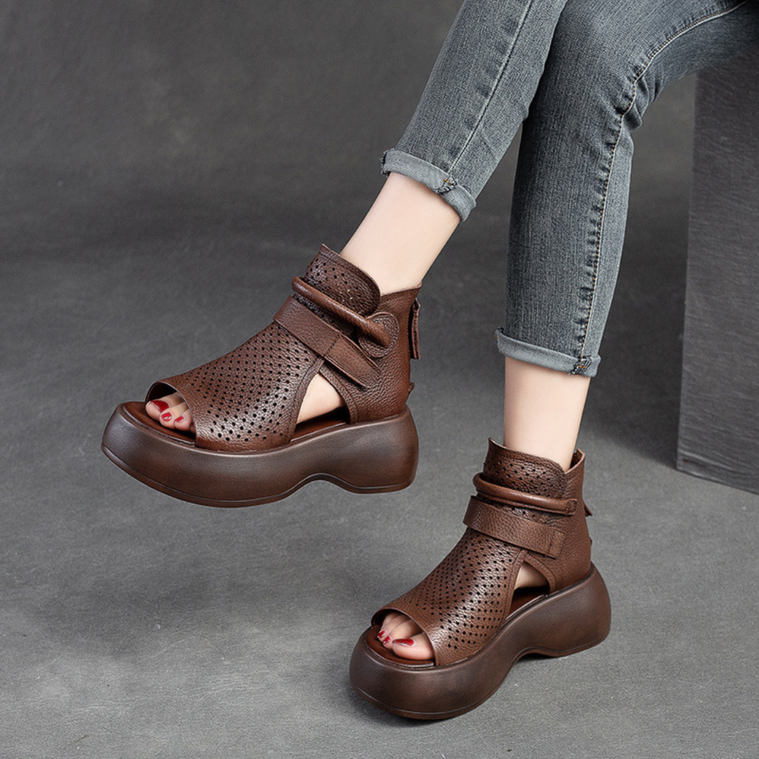 FEDERICA | Timeless leather orthopedic sandals