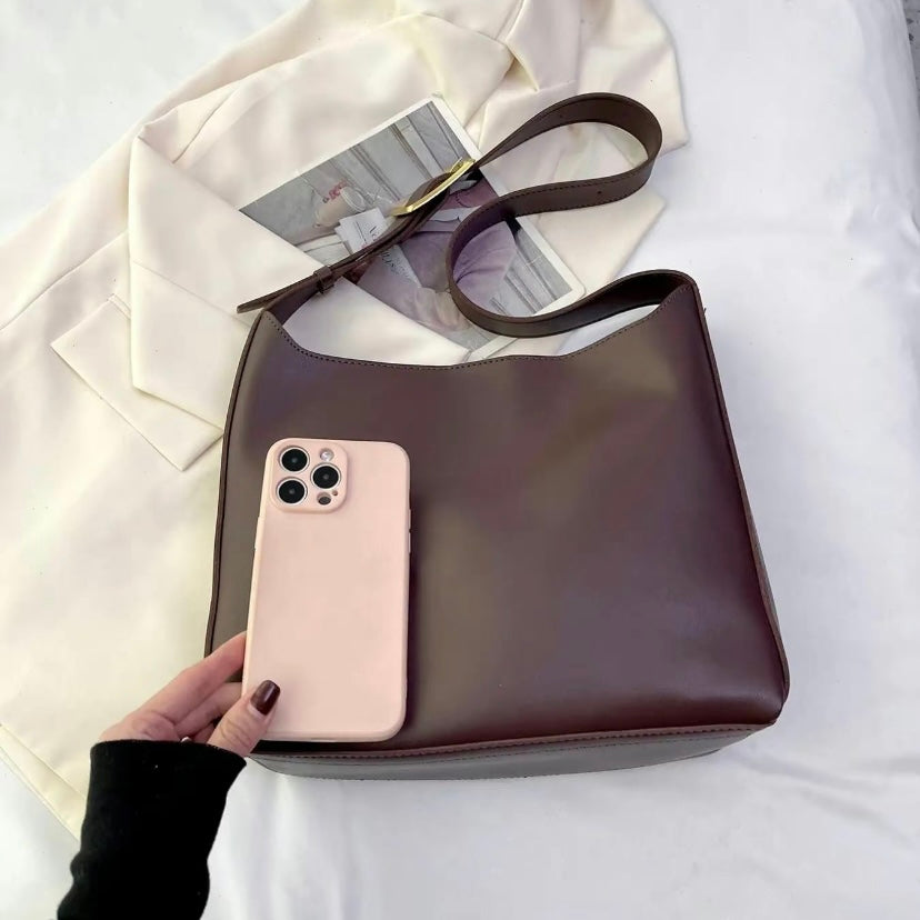 JULIE | Elegant pockets