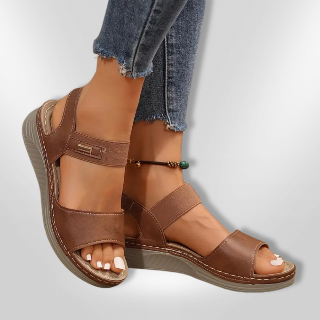 MALANDA | Zomerse sandalen met sleehak