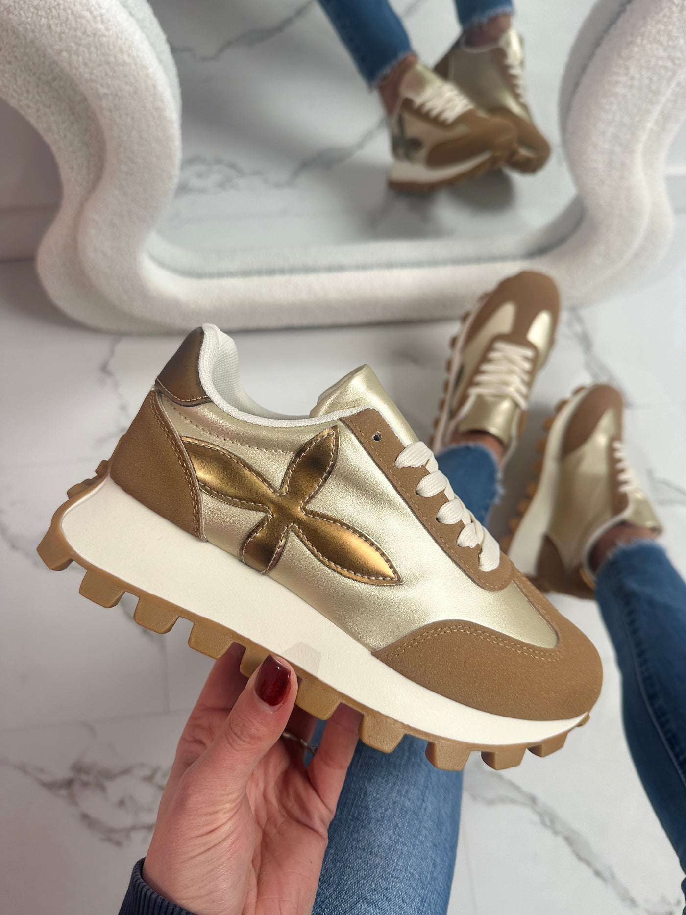 SOPHIA | Camel Sneaker