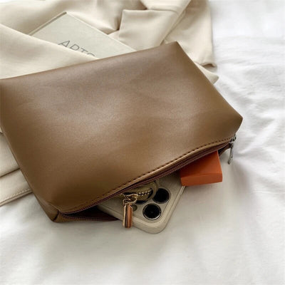 BELLA | Spacious bag