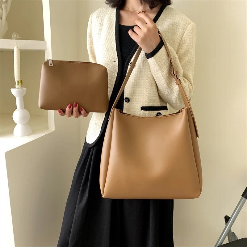 BELLA | Spacious bag