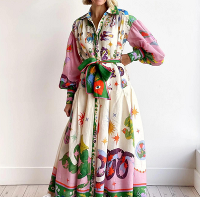 FLORENCE | Brightly colored costumes