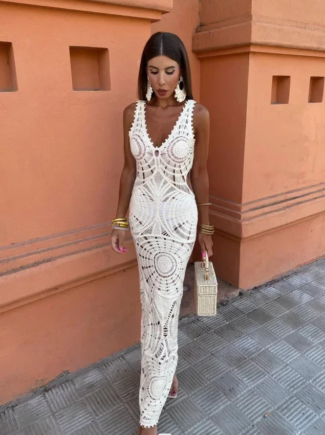 LISELOTTE | V-Neck Maxi Dress