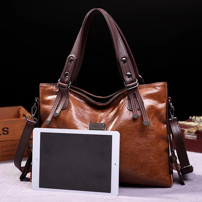 ADORE | Leather bag