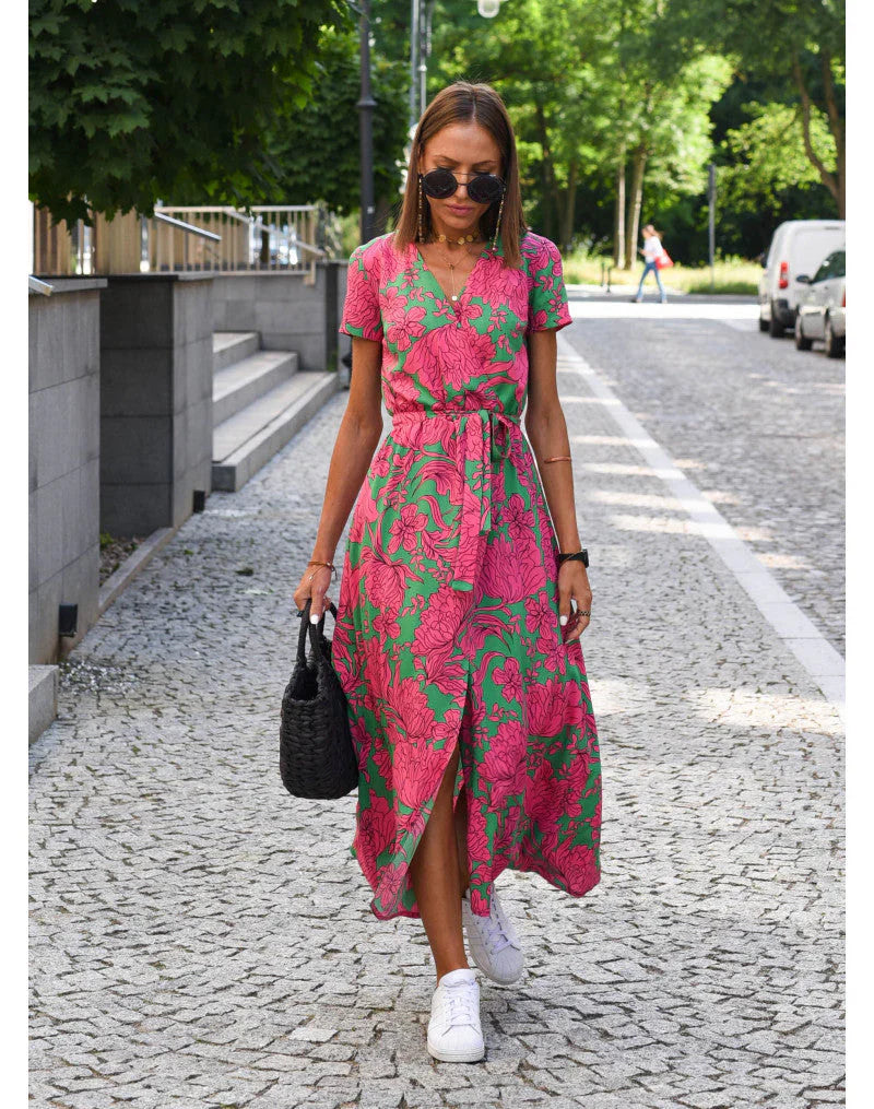 EVA | Stylish V-neck dress