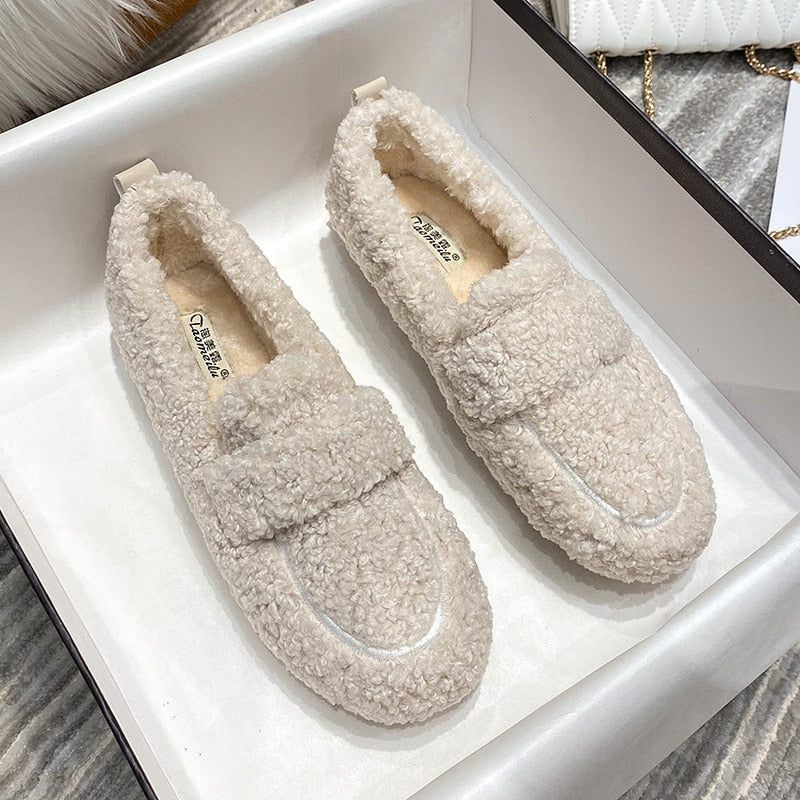 ALICE | Stylish Fuzzy Winter Loafers