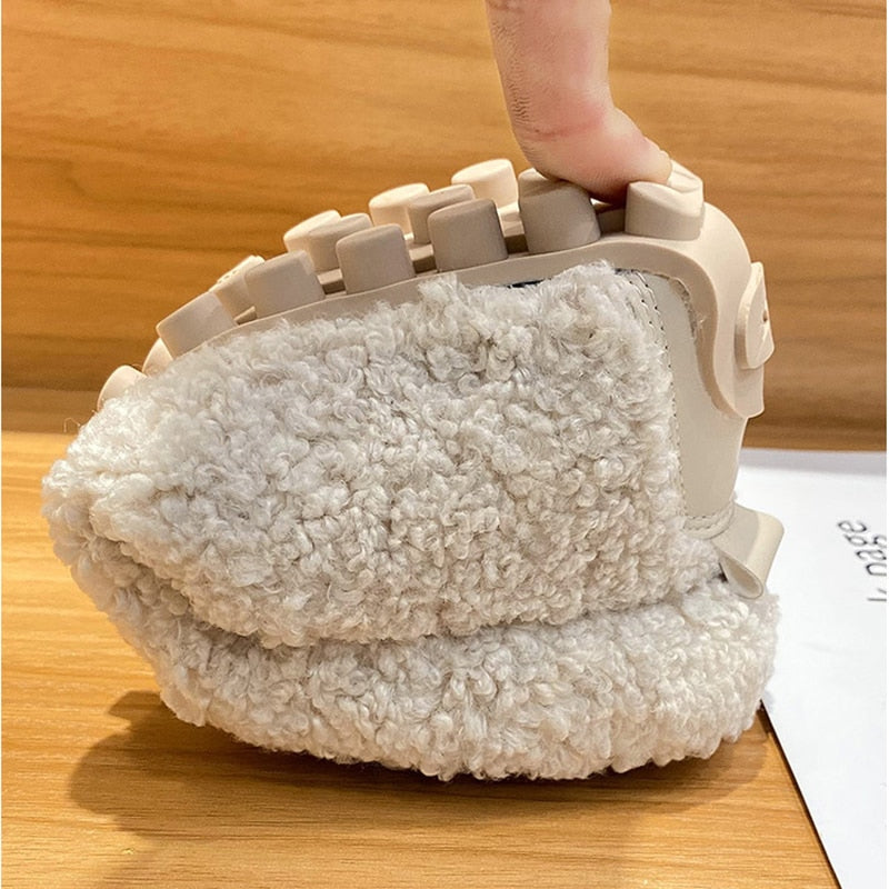 ALICE | Stylish Fuzzy Winter Loafers