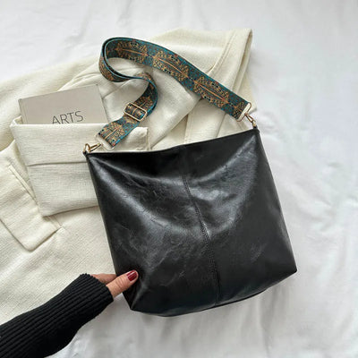 CHELSEY | Vintage leather shoulder bag