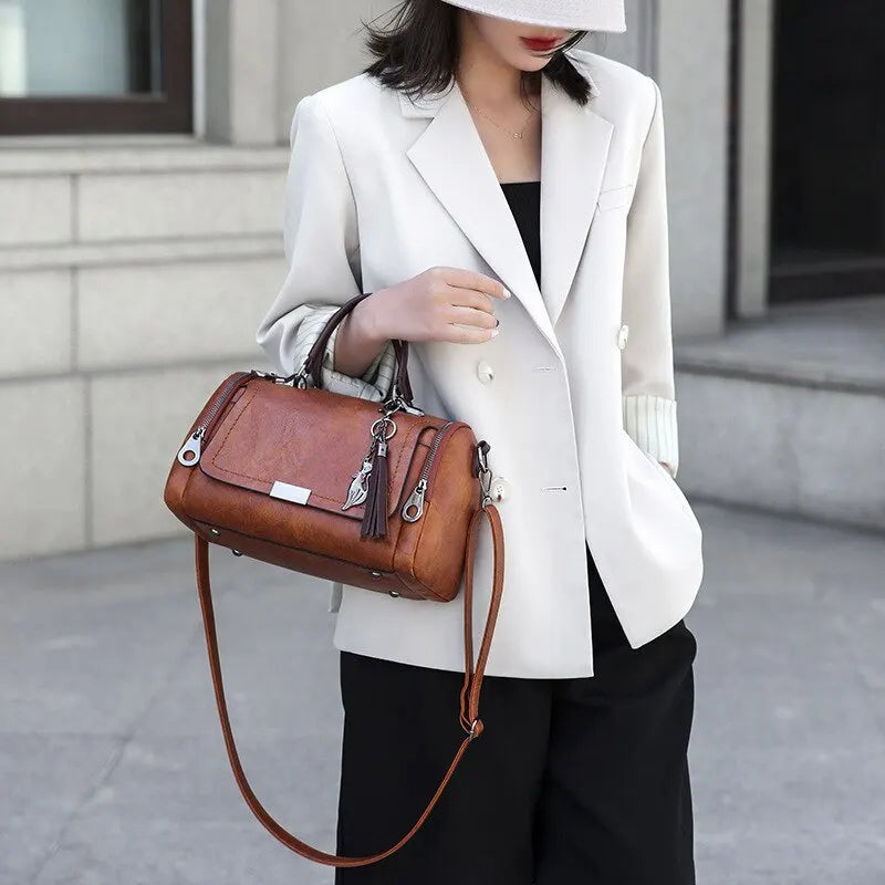 IRMELA | Elegant Leather Shoulder Bag