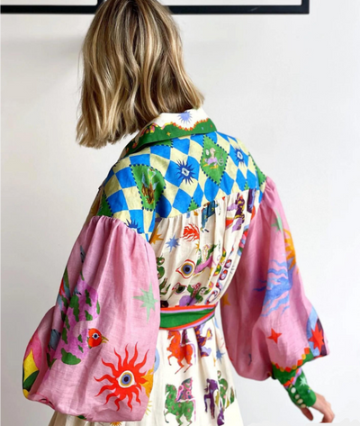 FLORENCE | Brightly colored costumes